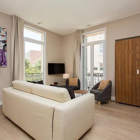 Neingam Apartment